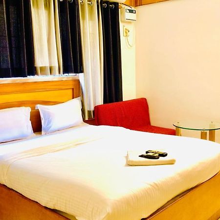 Half Moon Palace Chennai Luaran gambar